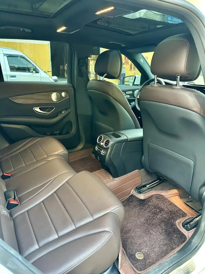 Mercedes-Benz GLC 2022 Model GLC 260 L 4MATIC Luxury Model – фото 8