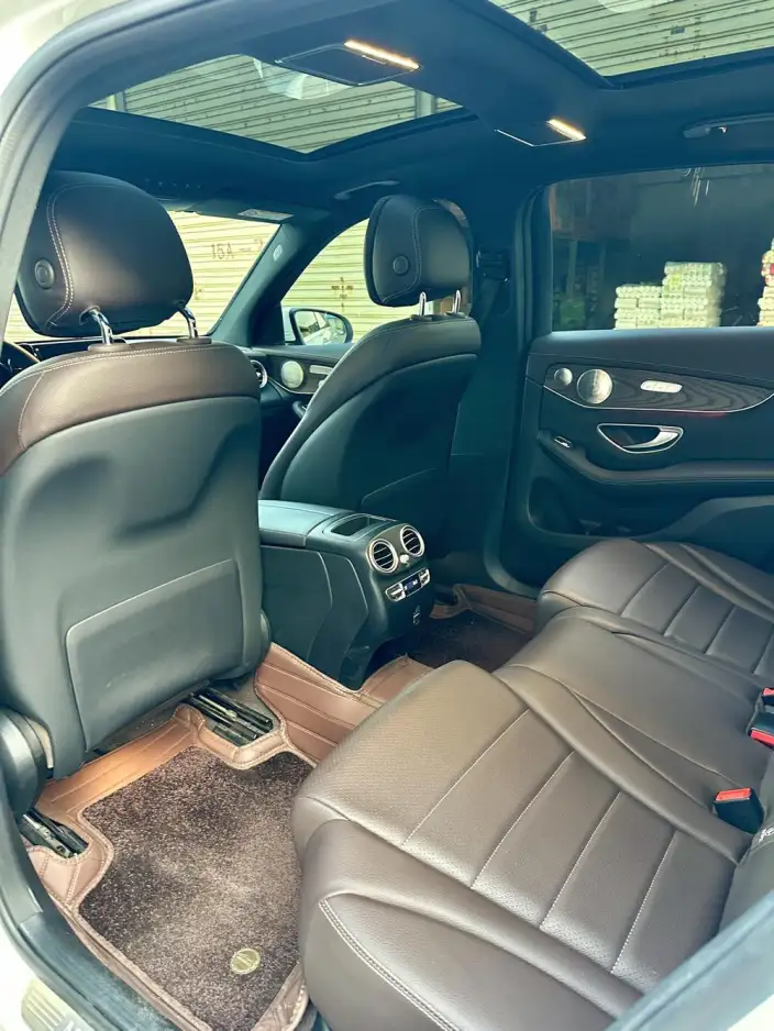 Mercedes-Benz GLC 2022 Model GLC 260 L 4MATIC Luxury Model – фото 10
