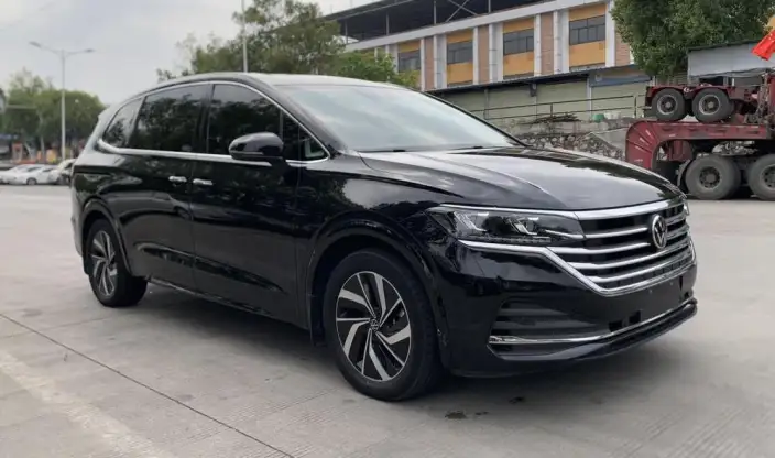 Viloran 2023 Model Facelift 380TSI Zun Drive Edition