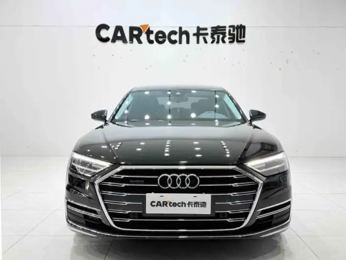 Audi A8 2022 Model A8L 50 TFSI quattro Comfort Model Collector Edition Edition – фото 2