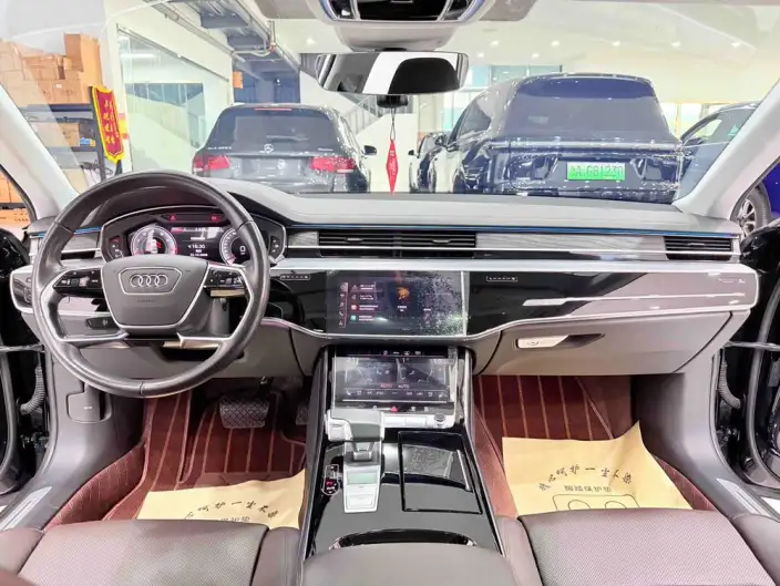 Audi A8 2022 Model A8L 50 TFSI quattro Comfort Model Collector Edition Edition – фото 9