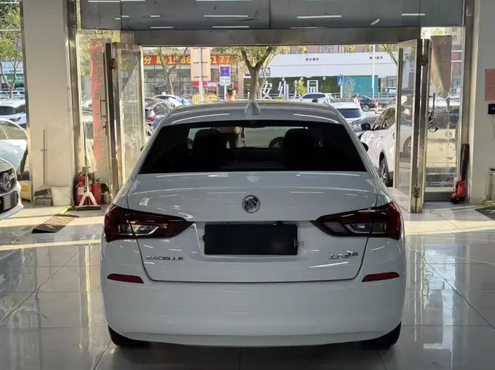 Excelle 2020 Model 15N CVT Elite Model – фото 5