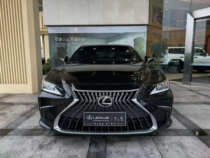 Lexus ES 2022 Model 200 Superior Edition – фото 2