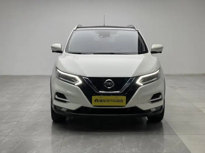 Nissan Qashqai 2022 Model 2.0L XV Prem. Deluxe Edition