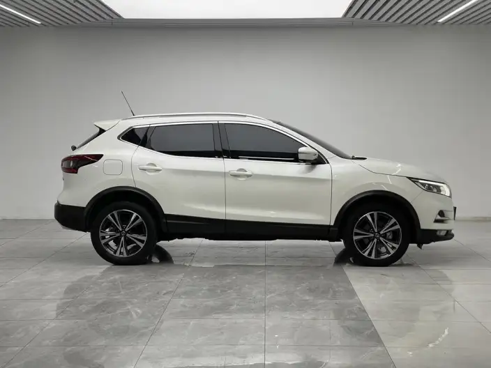 Nissan Qashqai 2022 Model 2.0L XV Prem. Deluxe Edition – фото 8