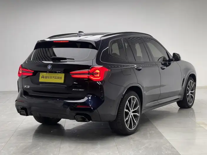 BMW X3 2023 Model xDrive30i Leading Model M Night Set – фото 7
