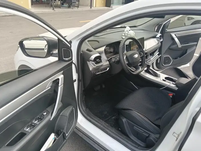 Geely Binyue 2025 Model 1.5L CVT Super Edition – фото 9
