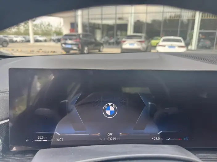 BMW X6 2023 Model xDrive40i M Sports Set – фото 8