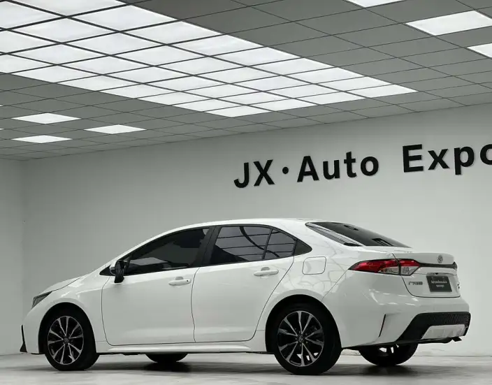 Toyota Levin 2022 Model 185T CVT Sports Edition – фото 5