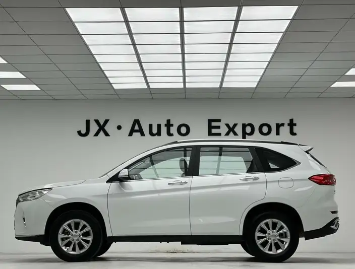 Haval M6 2023 Model PLUS 1.5T Manual Luxury Smart Connect Model