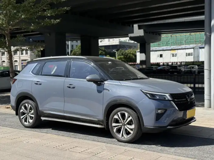 WULING Asta 2021 Model 1.5T Automatic Starlight Edition