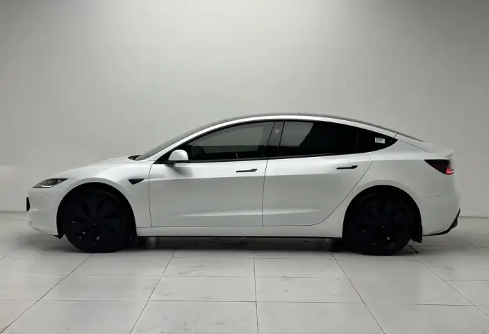 Model 3 2025 Model Rear-wheel drive version – фото 4