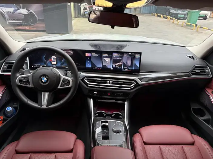 BMW 3 Series 2023 Model 325Li M Sports Set – фото 7