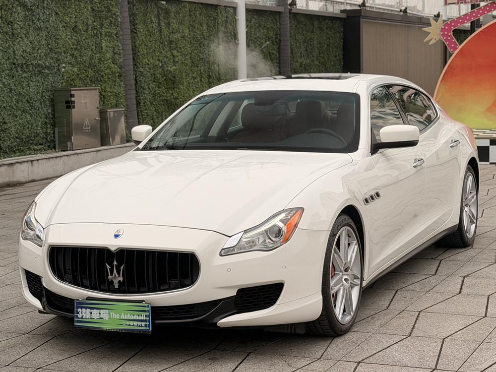 Quattroporte 2013 модификация 3.8T Standard type – фото 1
