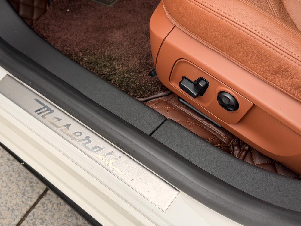 Quattroporte 2013 модификация 3.8T Standard type – фото 12