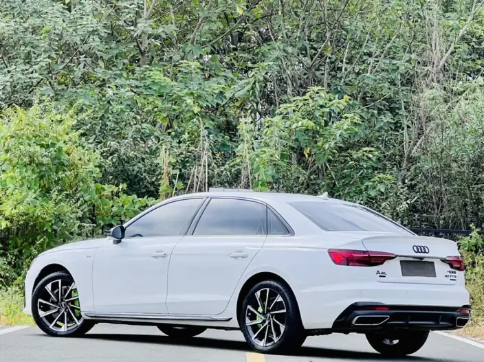 Audi A4 L 2023 Model 40 TFSI Luxury Dynamic Model – фото 5