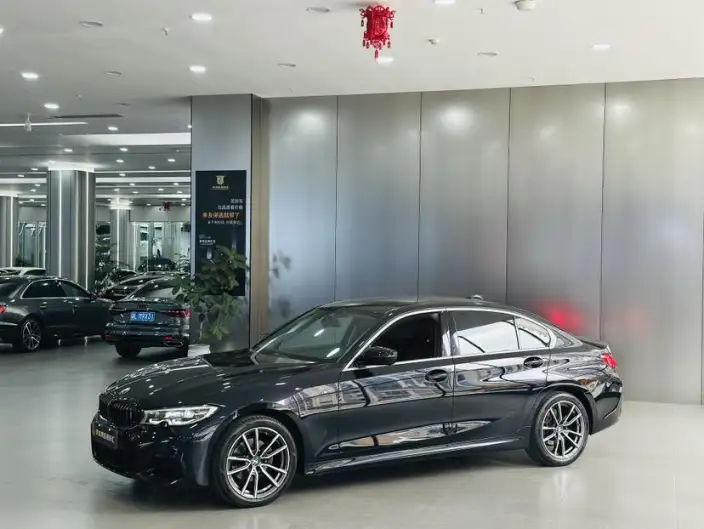 BMW 3 Series 2022 Model 325Li M Sports Set