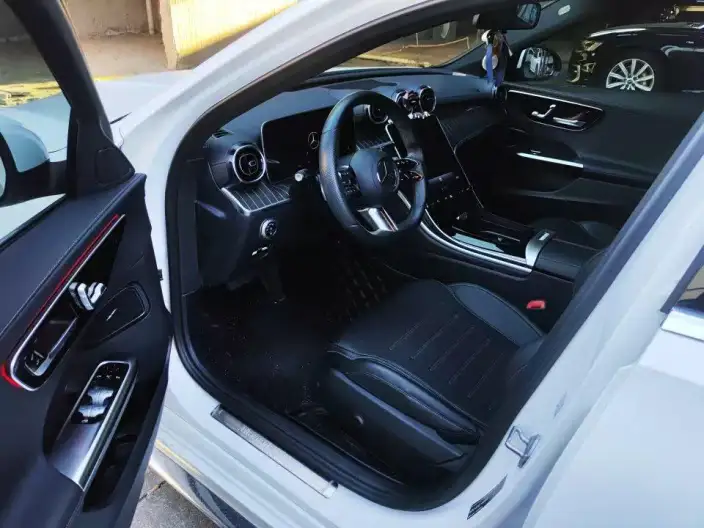 Mercedes-Benz C-Class 2023 Model C 200 L Sports Edition – фото 8