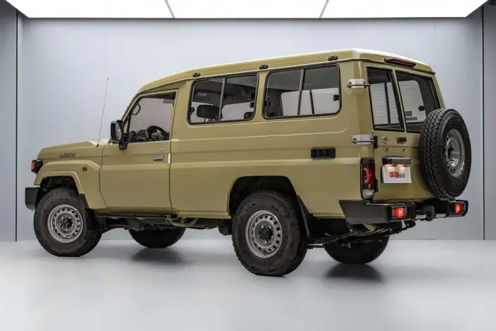 Rand Coolouse 70 2025 Model 4.0L Automatic 4WD 5 seat Parallel Imported – фото 5
