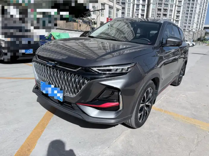 Changan Auchan X7 PLUS 2023 Model Changxiang Edition 1.5T Automatic Noble Model 7 seat