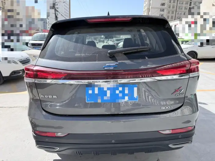 Changan Auchan X7 PLUS 2023 Model Changxiang Edition 1.5T Automatic Noble Model 7 seat – фото 5