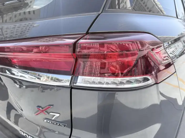 Changan Auchan X7 PLUS 2023 Model Changxiang Edition 1.5T Automatic Noble Model 7 seat – фото 8