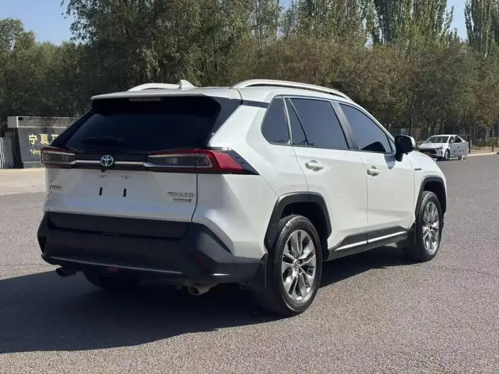 Toyota Wildlander 2023 Model Hybrid 2.5L 2WD Urban Edition – фото 6