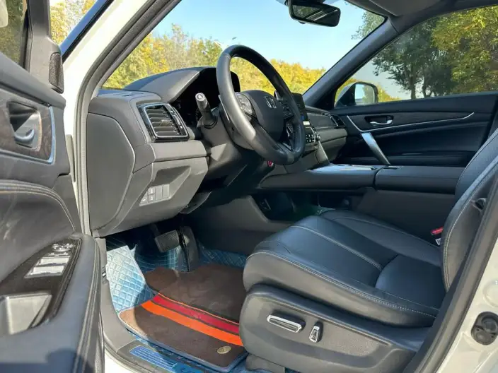 Honda UR-V 2020 Model 370TURBO 4WD Exclusive Edition – фото 8