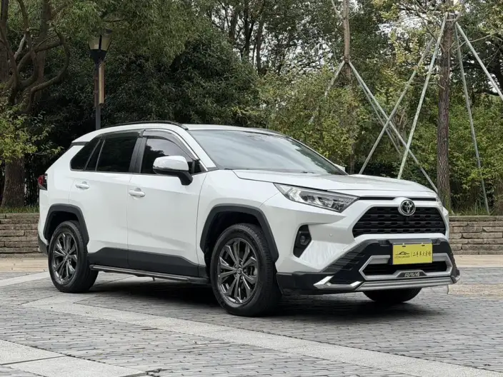 Toyota RAV4 2024 Model 2.0L CVT 2WD Fashion edition – фото 3