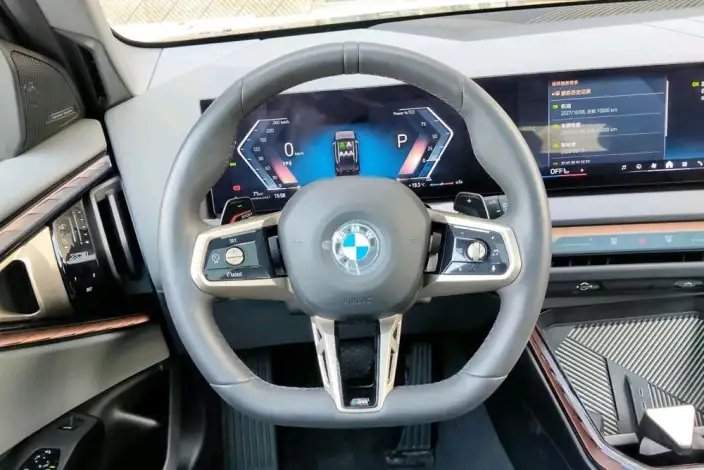 BMW X3 2025 Model xDrive30L Leading Model M Sports Set – фото 10