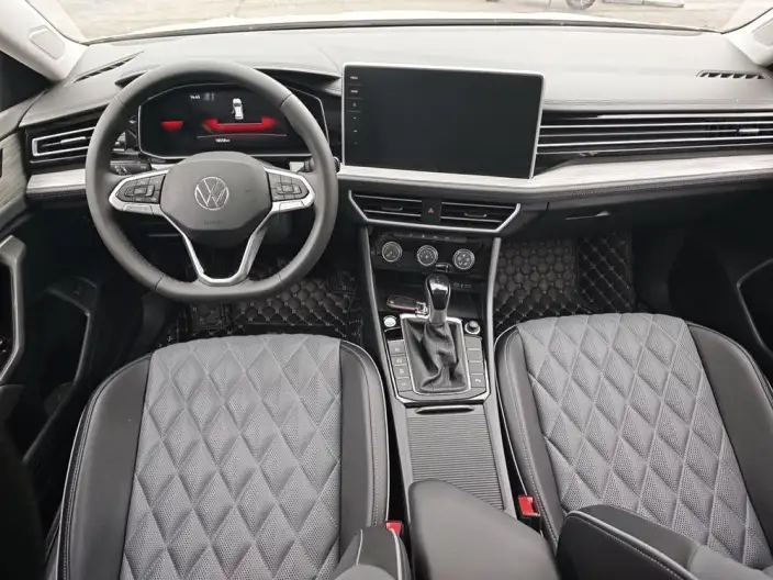 Volkswagen Sagitar 2023 Model 300TSI DSG Superior Edition – фото 6