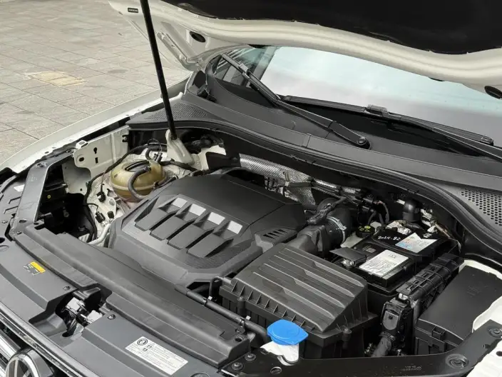 Volkswagen Tiguan L 2022 Model 330TSI Automatic 2WD R-Line Enjoy the version more – фото 8