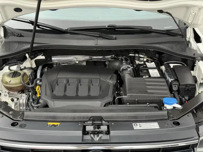 Volkswagen Tiguan L 2022 Model 330TSI Automatic 2WD R-Line Enjoy the version more – фото 10