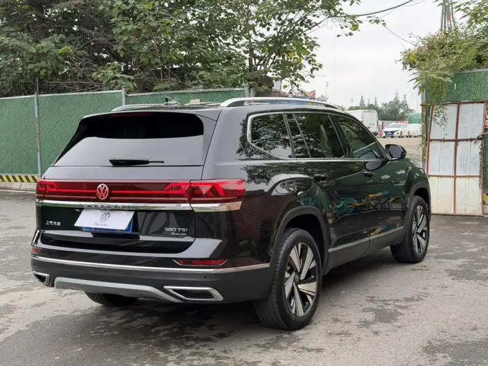 Volkswagen Teramont 2023 Model 380TSI 4WD Exclusive Deluxe Edition – фото 6