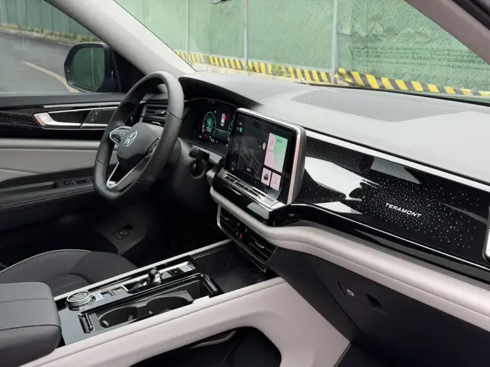 Volkswagen Teramont 2023 Model 380TSI 4WD Exclusive Deluxe Edition – фото 10