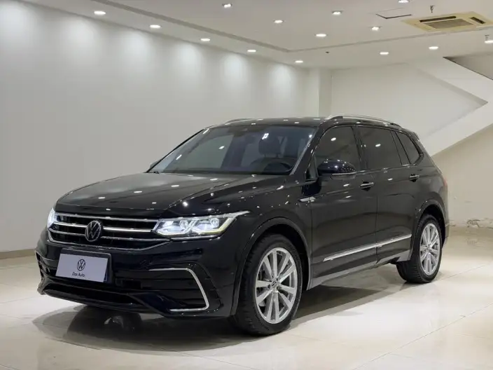 Volkswagen Tiguan L 2023 Model Facelift 380TSI 4WD R-Line Ultimate Edition 7 seat – фото 1