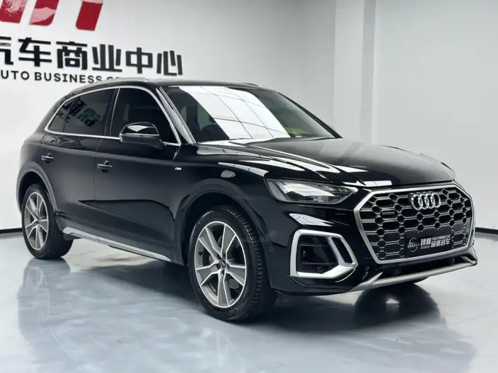 Audi Q5L 2022 Model Facelift 45T Luxury Dynamic Model – фото 3
