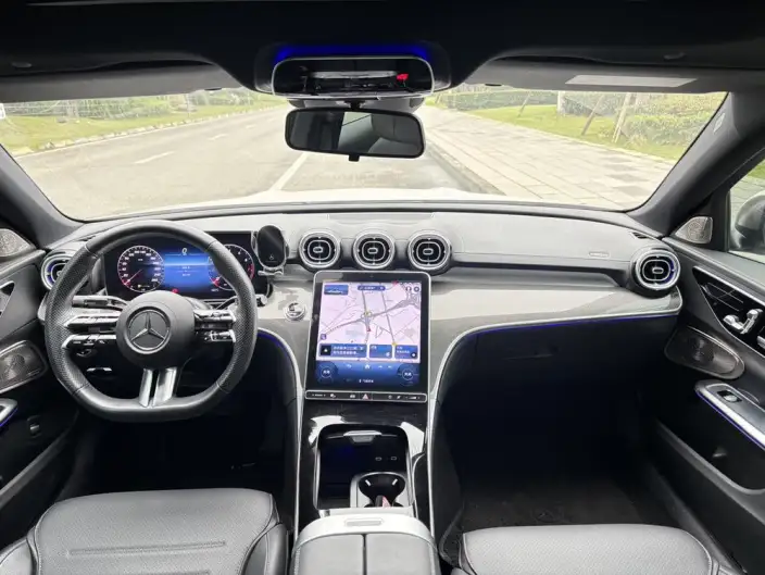 Mercedes-Benz C-Class 2023 Model C 260 L Sports Edition 4MATIC – фото 7