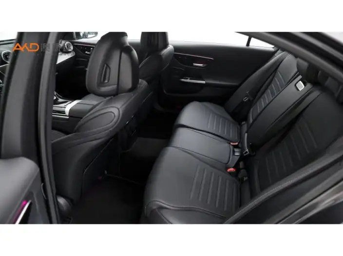 Mercedes-Benz C-Class PHEV 2024 Model C 350 eL – фото 10