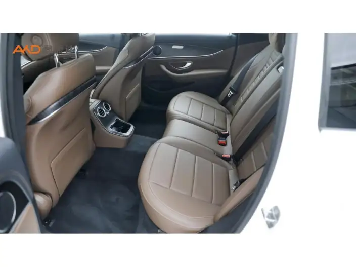 Mercedes-Benz E-Class PHEV 2022 Model Facelift E 350 e L Sports sedan – фото 10