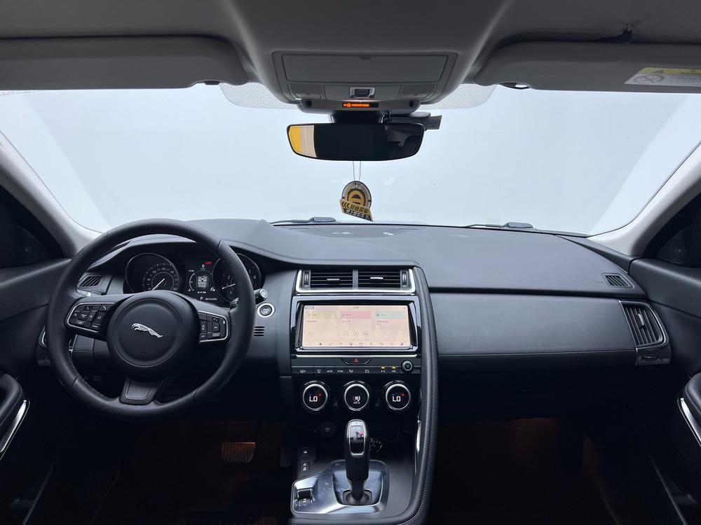 Jaguar E-PACE Модель 2018 года P250 S – фото 14