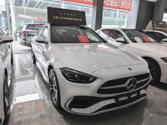 Mercedes-Benz C-Class PHEV 2024 Model C 350 eL – фото 3