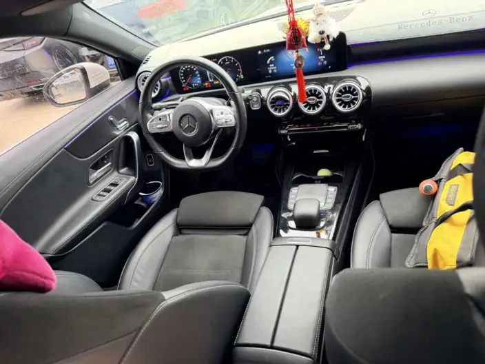 Mercedes-Benz A-class 2023 Model A 200 L Sports sedan Fashion Edition – фото 7
