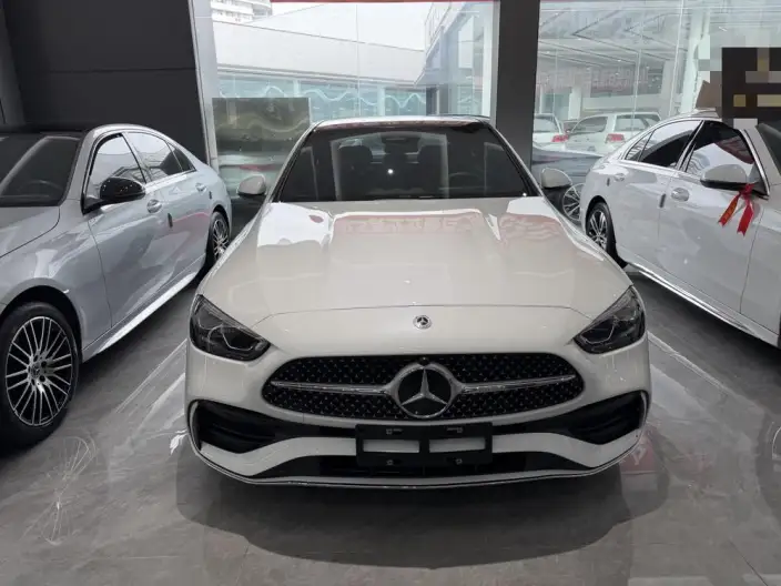Mercedes-Benz C-Class 2023 Model C 260 L Sports Edition – фото 2