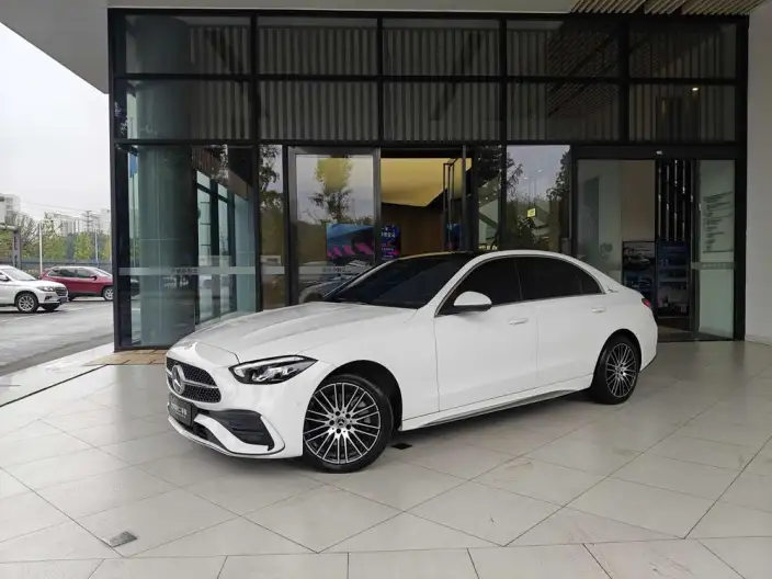 Mercedes-Benz C-Class 2023 Model C 260 L Sports Edition – фото 1