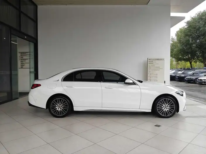 Mercedes-Benz C-Class 2023 Model C 260 L Sports Edition – фото 5