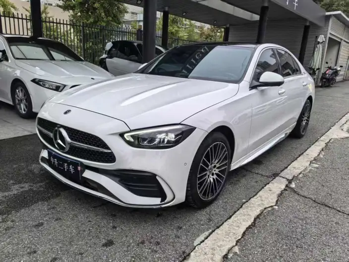 Mercedes-Benz C-Class 2024 Model C 260 L Sports Edition – фото 1