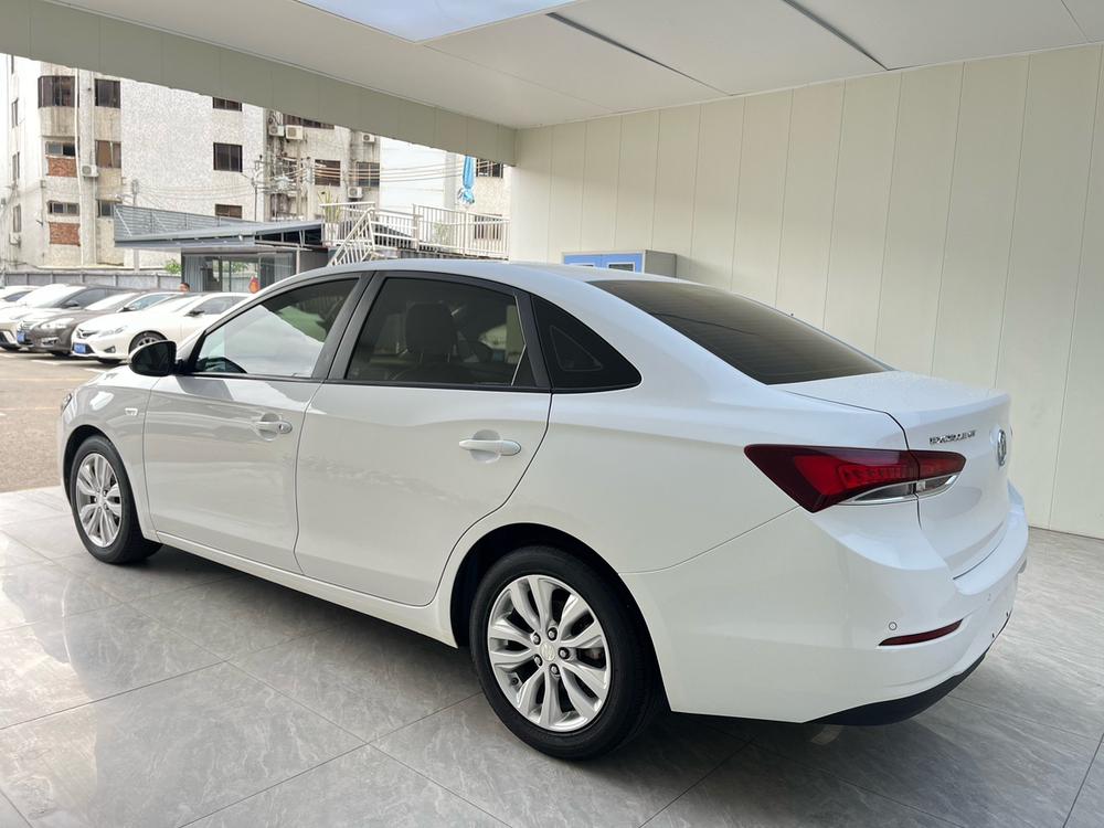 Buick Excelle 2021 Classic 1.5L Automatic Elite – фото 4
