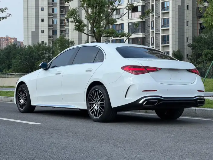 Mercedes-Benz C-Class 2024 Model C 200 L Sports Edition – фото 5