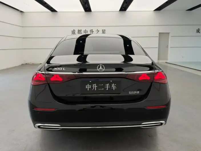 Mercedes-Benz E-Class 2025 Model E 300 L Fashion Model sedan – фото 6